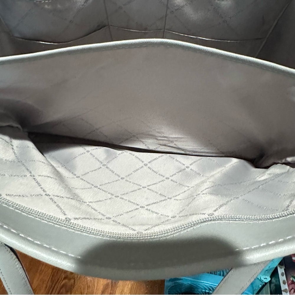 Michael Kors Large Gray Tote Bag - Picture 6 of 14